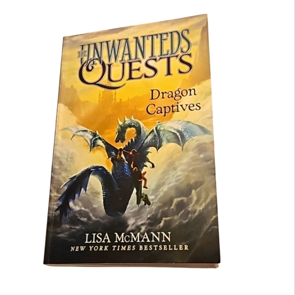 The Unwanted Quest Dragon Captives Lisa McMann Pre-owned condition Children's - Picture 1 of 17